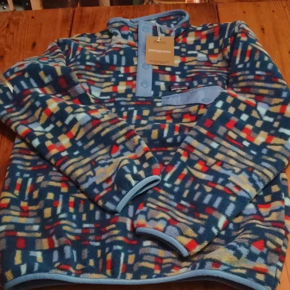 Nwt Patagonia youth sz xl 14 synchilla fleece pullover great colors and …